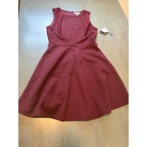 NEW maroon MONTEA sleevleess dress zie medium